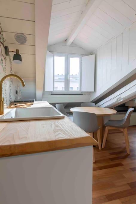 Apartamento La Tana Del Bianconiglio - Rabbit Hole Milán